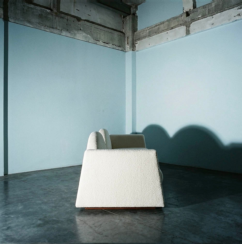 Amanecer Sofa White Bouclé