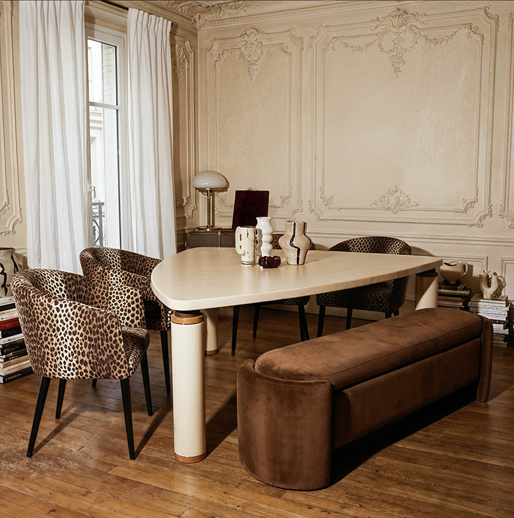 Bizarra Dining Table Creme Lacquer