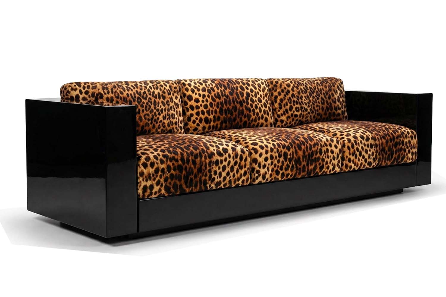 Revolución Sofa Leopard Black Lacquer